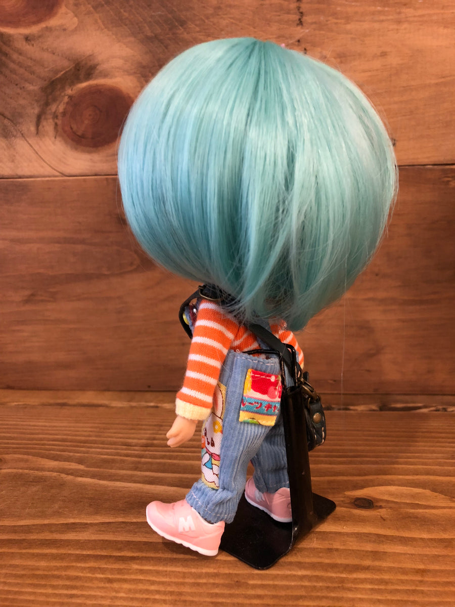 [AST01] Mui-Chan Doll Stand -Black