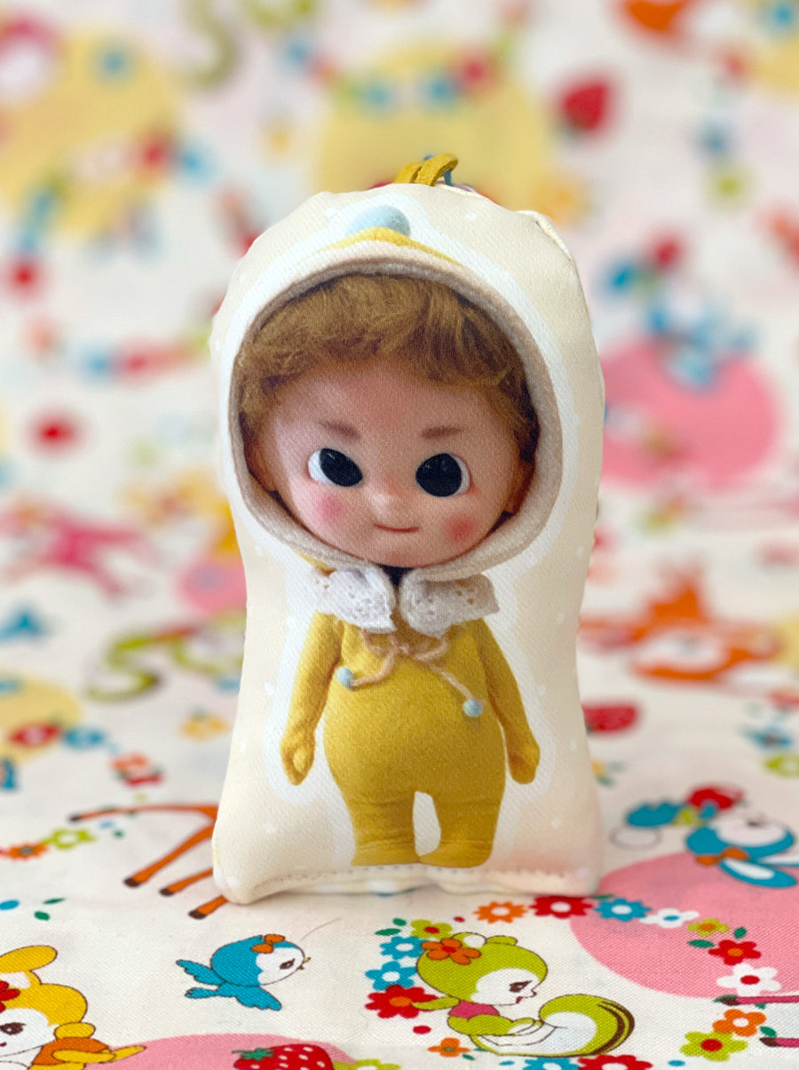 [MBC02-O] Mui's Baby Mini Cushion keychain/ Showa Baby