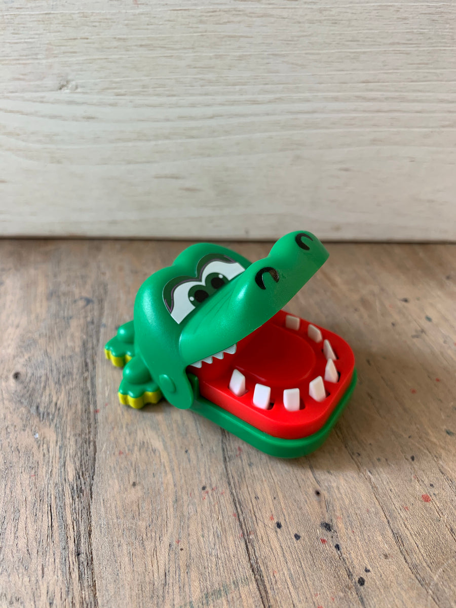 [ATY35] Crocodile Dentist