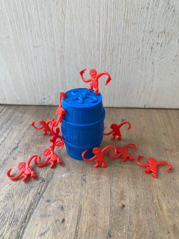 [ATY29] Barrel of Monkeys